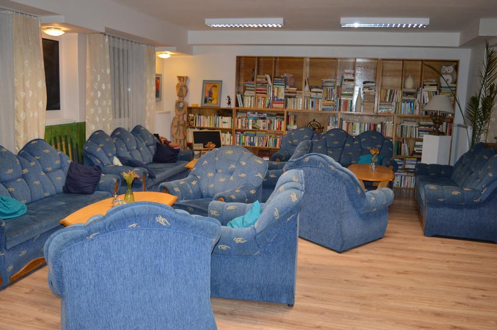 Penzion Centrum Pod Lesom Високи Татри Екстериор снимка