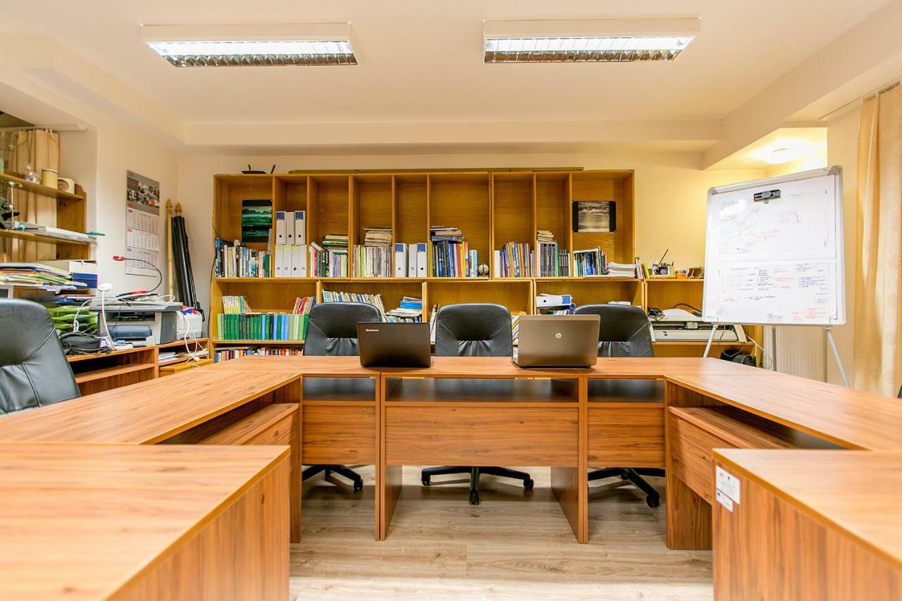 Penzion Centrum Pod Lesom Високи Татри Екстериор снимка